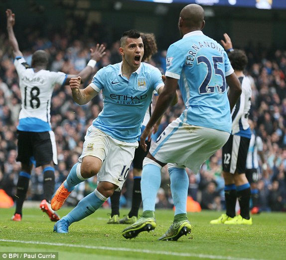 1443883970008_lc_galleryImage_Manchester_City_s_Sergio_